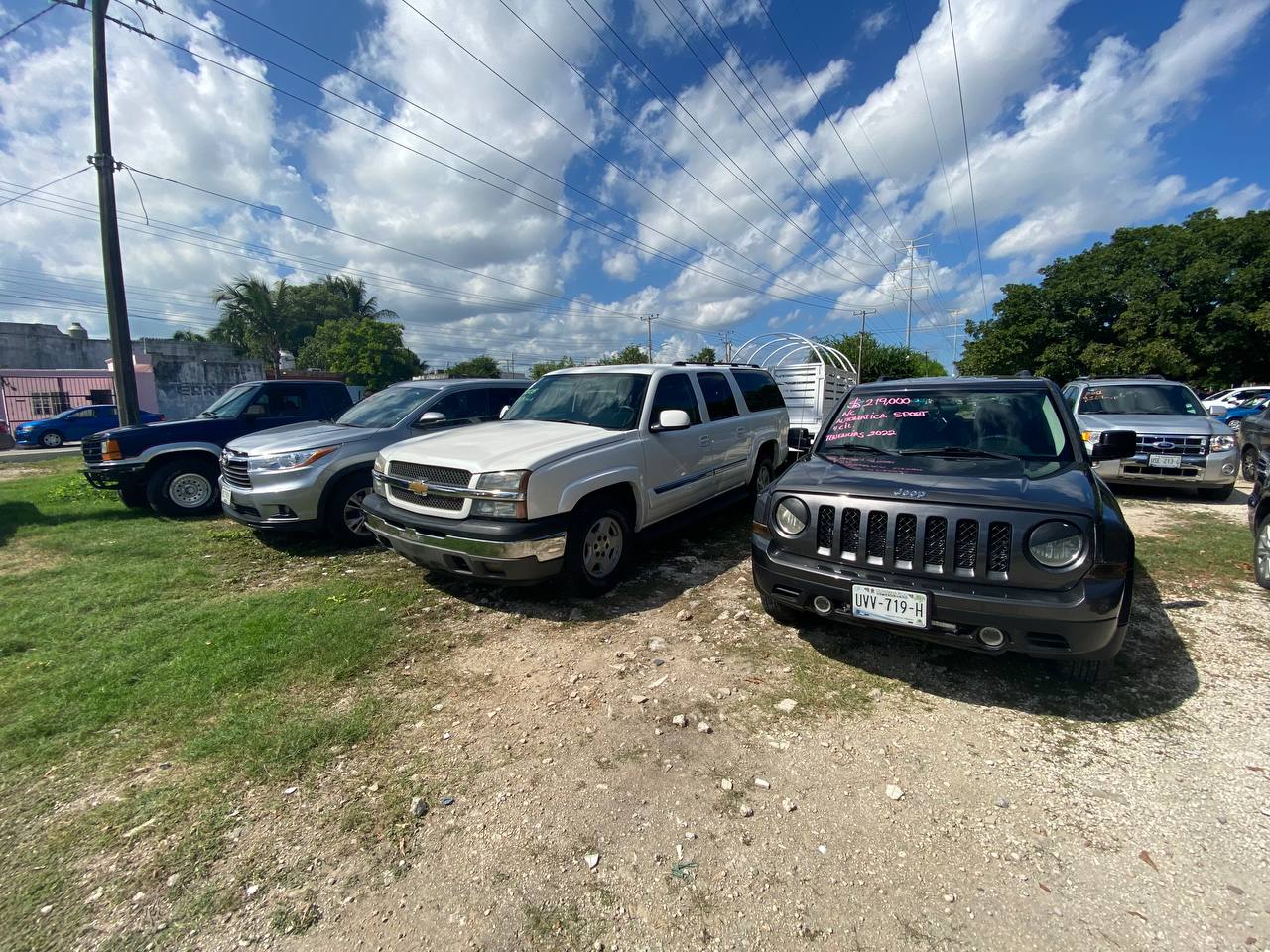 autos en parque de la equidad 5