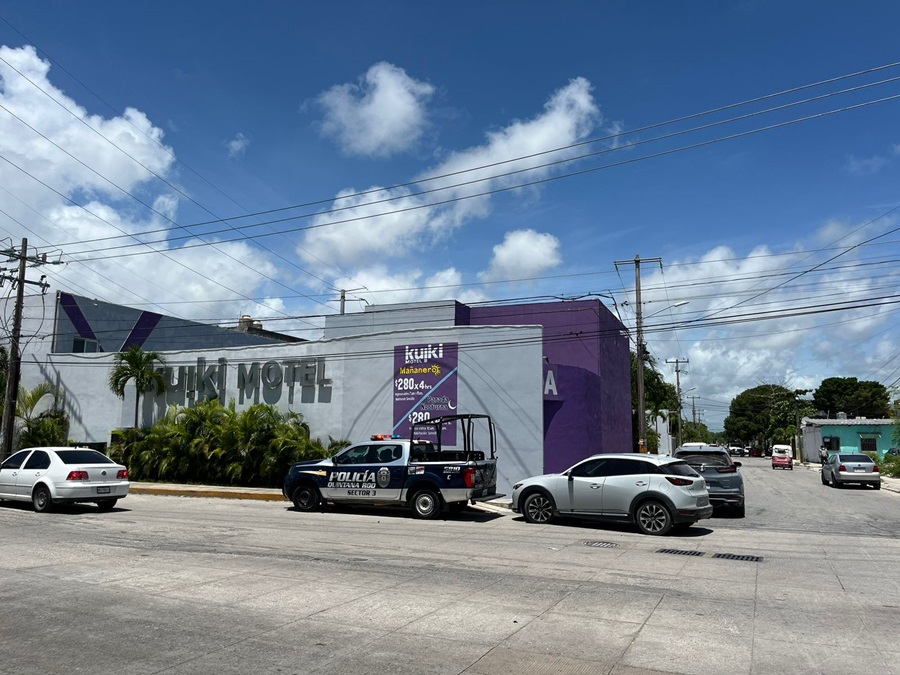 Operativo policiaco en motel de Cancún, tras reporte de menor en el interior