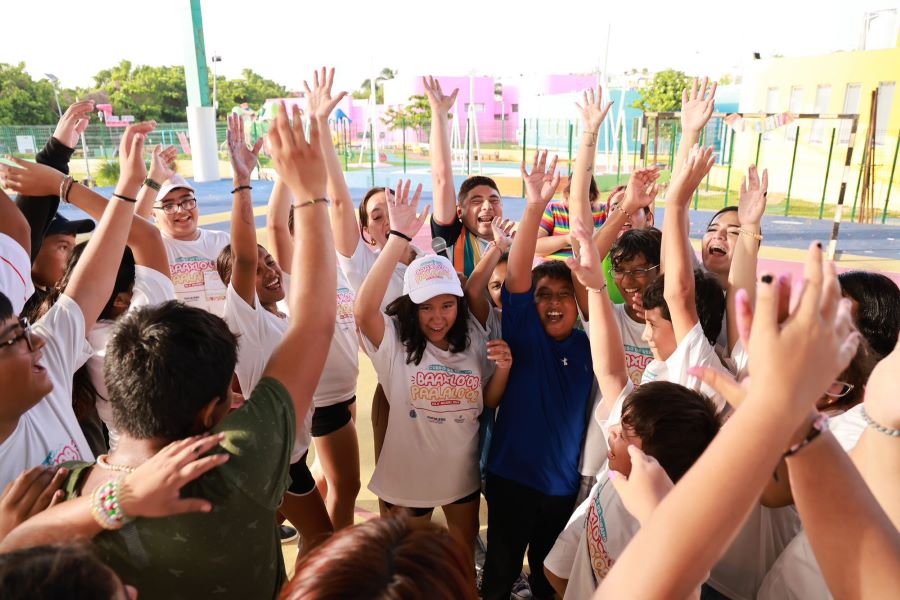 curso de verano juvenil en Isla Mujeres