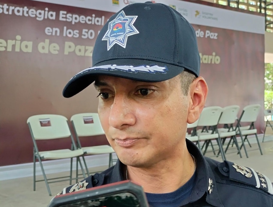 Contemplan activar cámaras de seguridad en patrullas de policías de Cancún