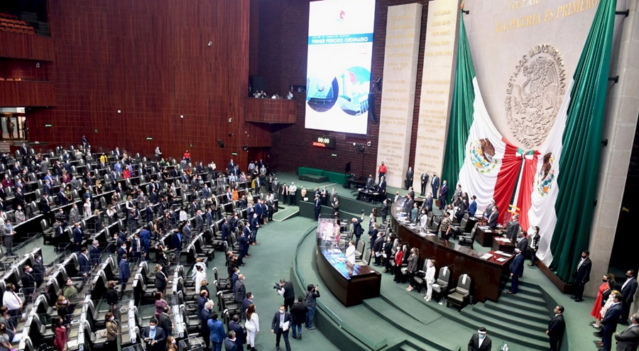 Acusa PAN al Gobierno Federal de ejercer presión para inducir la sobrerrepresentación en el Congreso